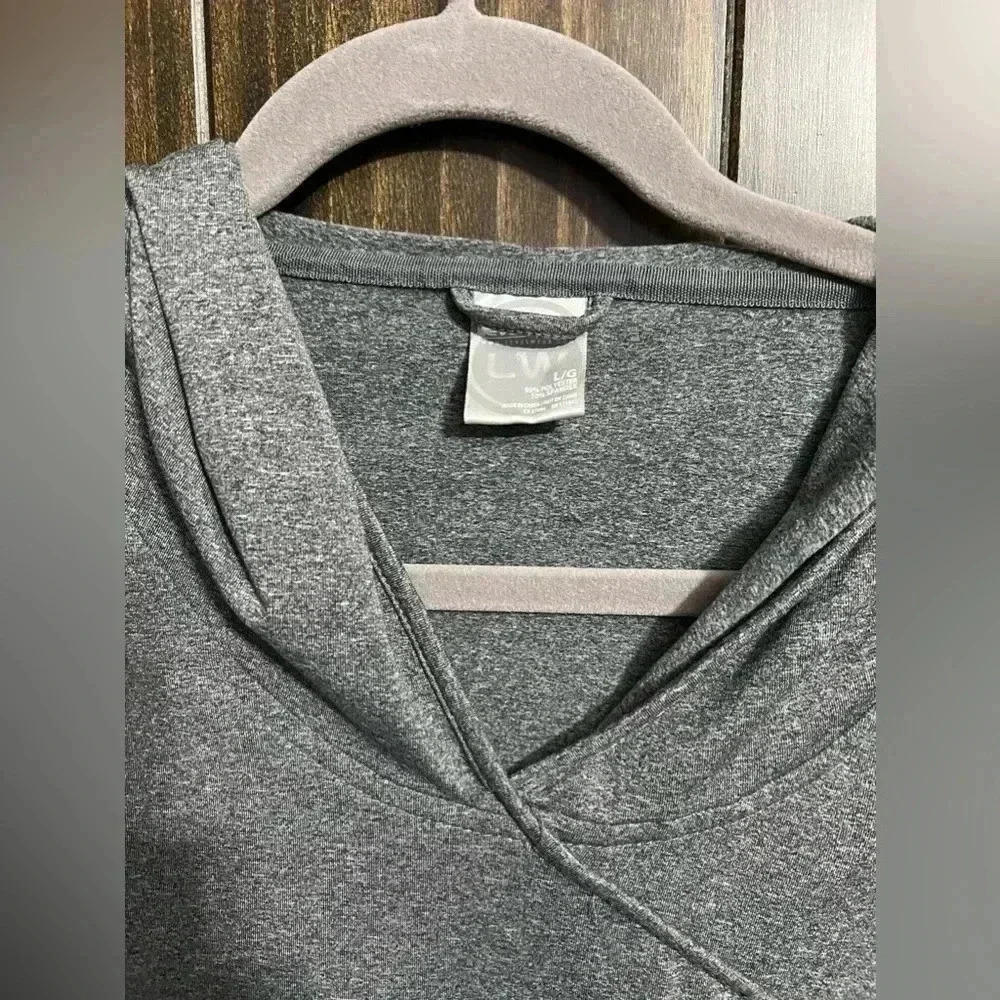 Levelwear Women’s Hoodie. Size: Large - Picture 6 of 9